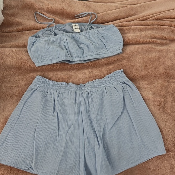 Brand new size large express set - Picture 3 of 4